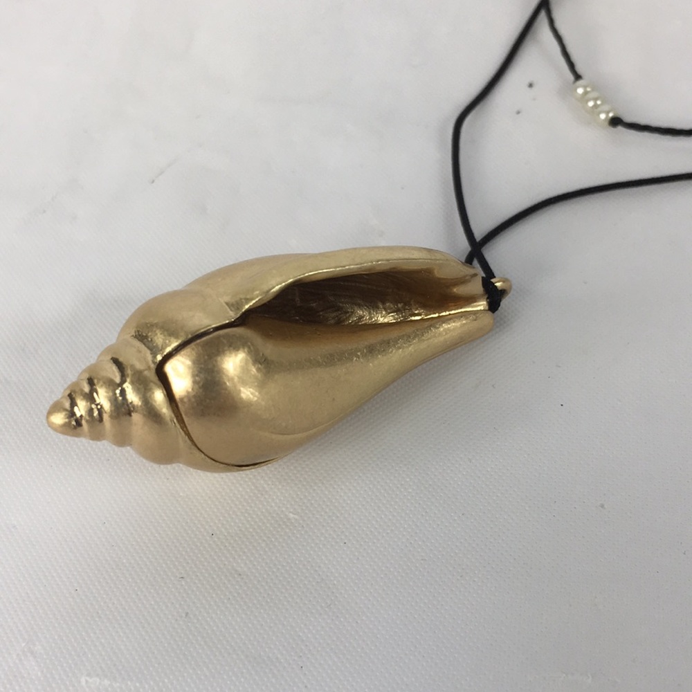 Free People Lagoon Layer Necklace Gold Black New - Picture 4 of 7